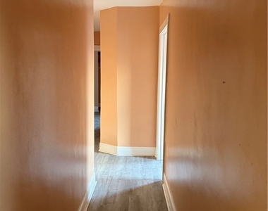 106 W 2nd Street - Photo Thumbnail 9
