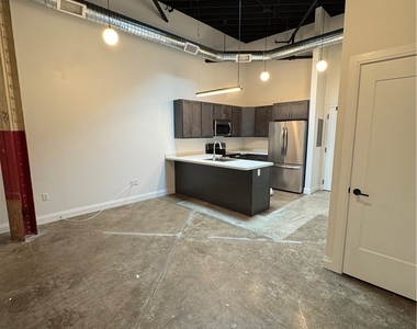 1786 Main Street - Photo Thumbnail 6