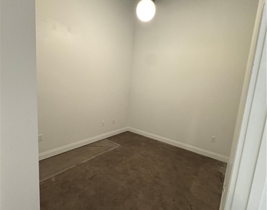 1786 Main Street - Photo Thumbnail 8