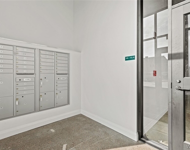 1786 Main Street - Photo Thumbnail 12