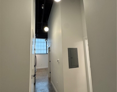 1786 Main Street - Photo Thumbnail 1