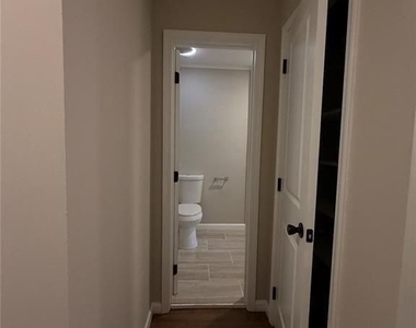 1055 Pinecrest Drive - Photo Thumbnail 39