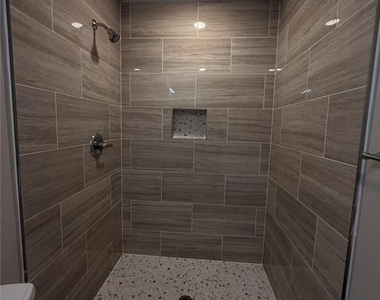 1055 Pinecrest Drive - Photo Thumbnail 53