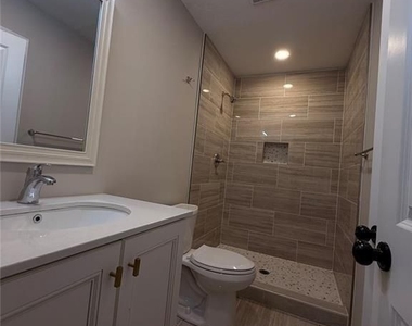 1055 Pinecrest Drive - Photo Thumbnail 52