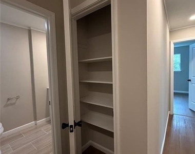 1055 Pinecrest Drive - Photo Thumbnail 40
