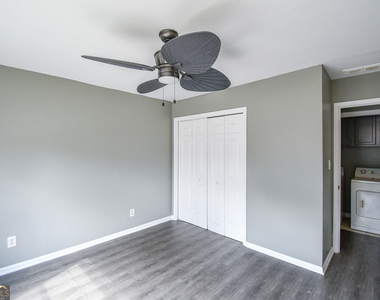 735 Oak Drive - Photo Thumbnail 4