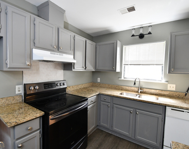 735 Oak Drive - Photo Thumbnail 16