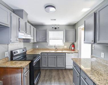 735 Oak Drive - Photo Thumbnail 11