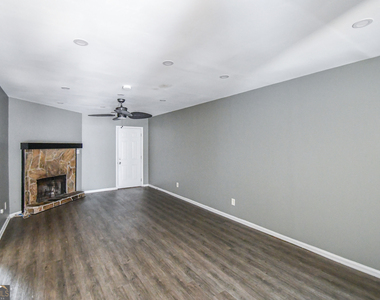 735 Oak Drive - Photo Thumbnail 18