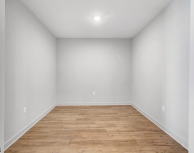 51 Okner Pkwy - Photo Thumbnail 10