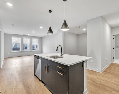 51 Okner Pkwy - Photo Thumbnail 7