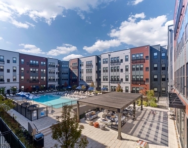 51 Okner Pkwy - Photo Thumbnail 23