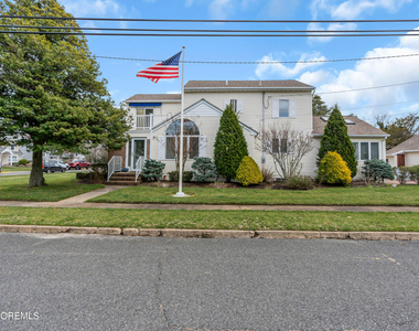 124 Neptune Place - Photo Thumbnail 30