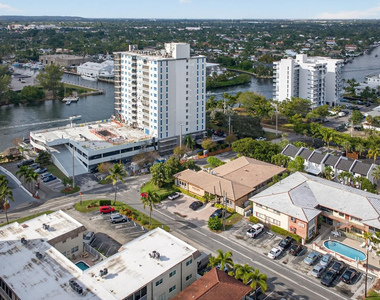 1450 N Riverside Drive - Photo Thumbnail 31