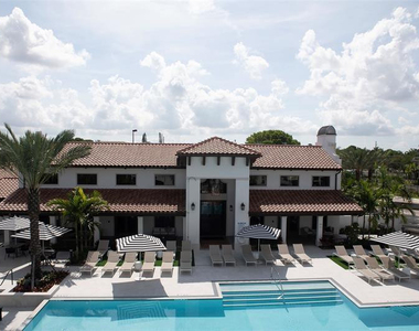 8894 Nw 44th Street - Photo Thumbnail 9