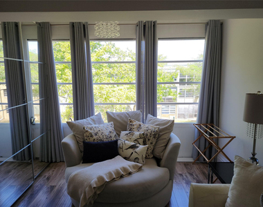 301 Cambridge Road - Photo Thumbnail 10