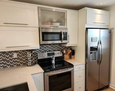 301 Cambridge Road - Photo Thumbnail 4
