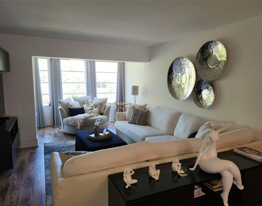 301 Cambridge Road - Photo Thumbnail 9