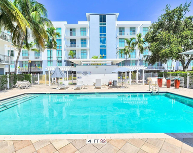 2100 Van Buren Street - Photo Thumbnail 19