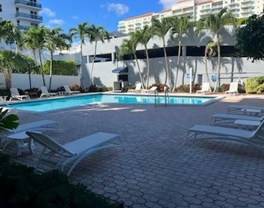 3031 N Ocean Boulevard - Photo Thumbnail 13