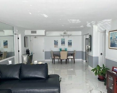 3031 N Ocean Boulevard - Photo Thumbnail 3