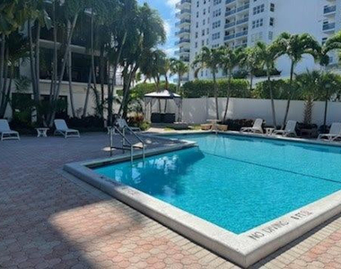 3031 N Ocean Boulevard - Photo Thumbnail 14