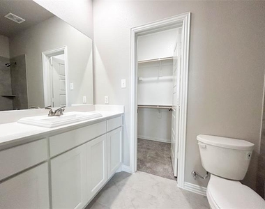 2120 Dena Drive - Photo Thumbnail 17