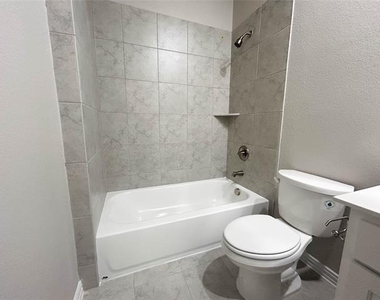 2120 Dena Drive - Photo Thumbnail 7