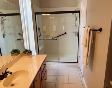 2316 Clermont Lane - Photo Thumbnail 12
