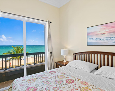 4444 El Mar Drive - Photo Thumbnail 27