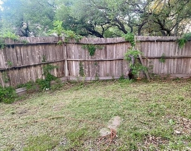 805 Paisley Dr Drive - Photo Thumbnail 24