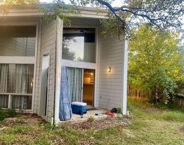 805 Paisley Dr Drive - Photo Thumbnail 1
