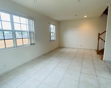 2605 Bay Drive - Photo Thumbnail 14
