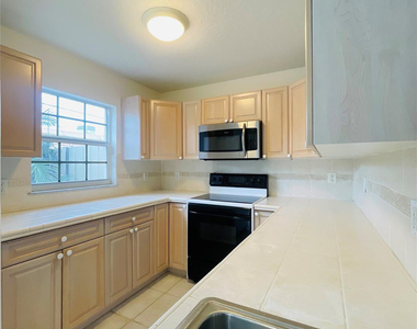 2605 Bay Drive - Photo Thumbnail 10
