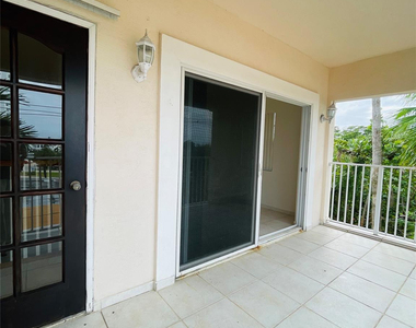 2605 Bay Drive - Photo Thumbnail 24