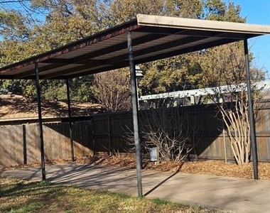 2418 Helena Circle - Photo Thumbnail 20