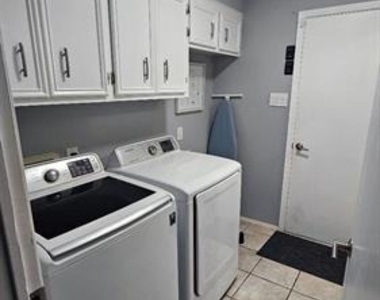 2418 Helena Circle - Photo Thumbnail 14