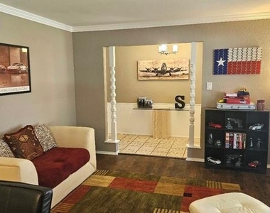 2418 Helena Circle - Photo Thumbnail 1