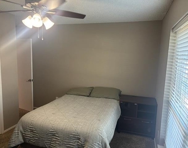 2418 Helena Circle - Photo Thumbnail 21