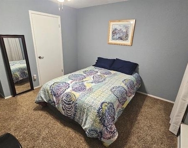 2418 Helena Circle - Photo Thumbnail 11