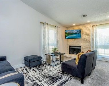2734 Sherry Street - Photo Thumbnail 26