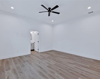 2844 S Marsalis Avenue - Photo Thumbnail 10