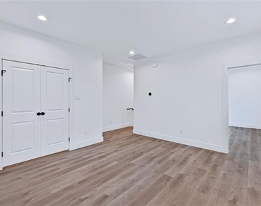 2844 S Marsalis Avenue - Photo Thumbnail 14