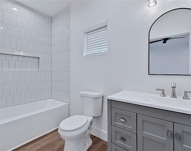 2844 S Marsalis Avenue - Photo Thumbnail 21