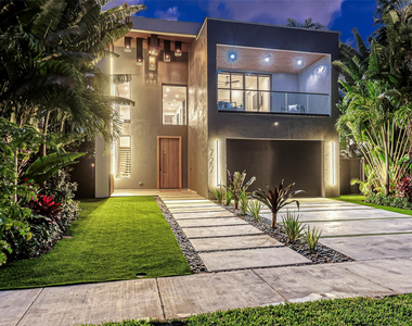 727 Ne 17th Way - Photo Thumbnail 16