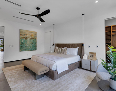 727 Ne 17th Way - Photo Thumbnail 75