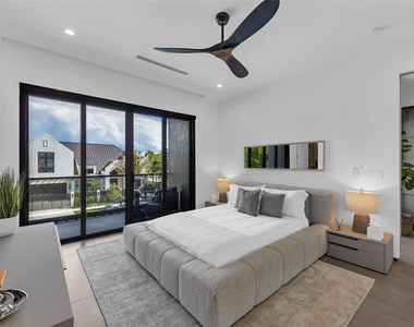 727 Ne 17th Way - Photo Thumbnail 9