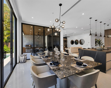 727 Ne 17th Way - Photo Thumbnail 42