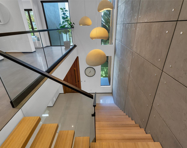 727 Ne 17th Way - Photo Thumbnail 28
