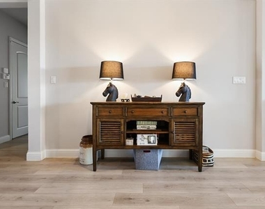 209 Chesapeake Drive - Photo Thumbnail 4